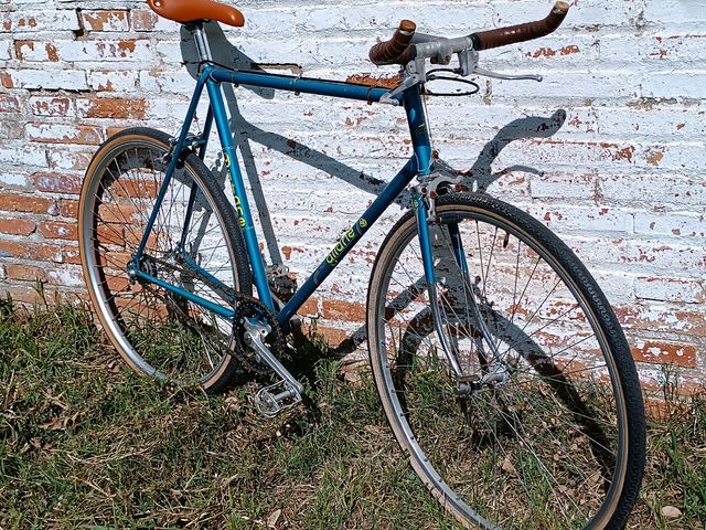 Bicicleta clásica GITANE.
