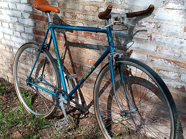 Bicicleta clásica GITANE.