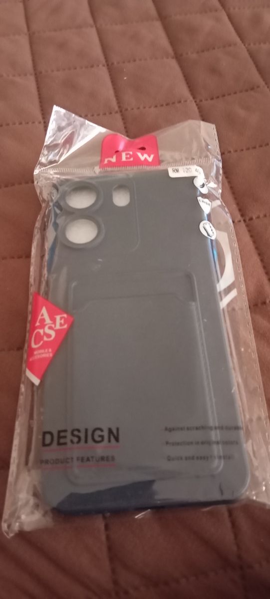 DOS FUNDAS PARA MÓVIL ,LAS DOS 3 EUROS