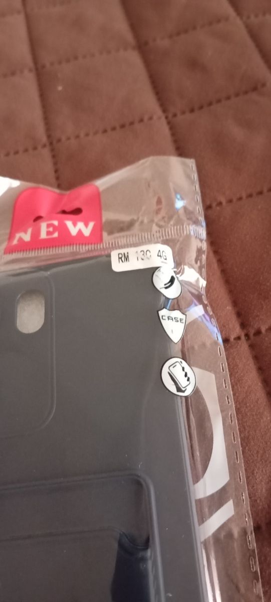 DOS FUNDAS PARA MÓVIL ,LAS DOS 3 EUROS