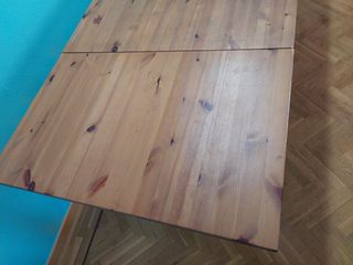 Mesa de salon.