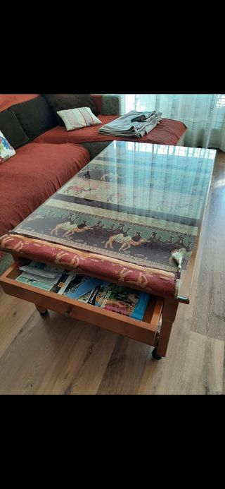 Mesita de centro de madera