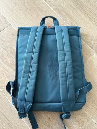 Bolsa deporte Nike y mochila Herschel