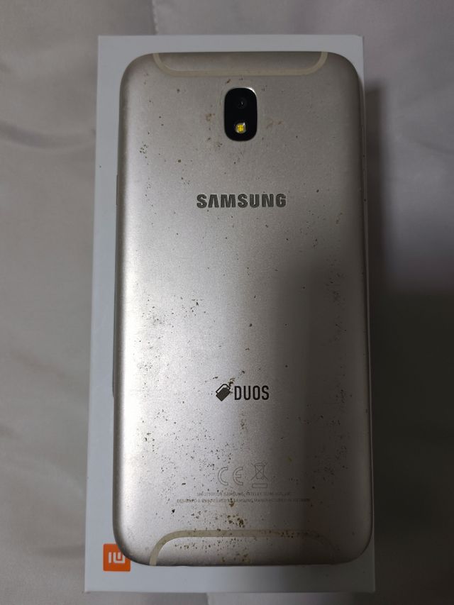 Samsung J7