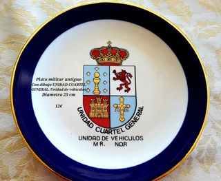 Plato militar antiguo