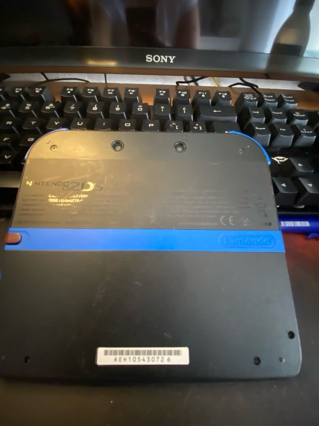 NINTENDO 2DS NEGRA /AZUL