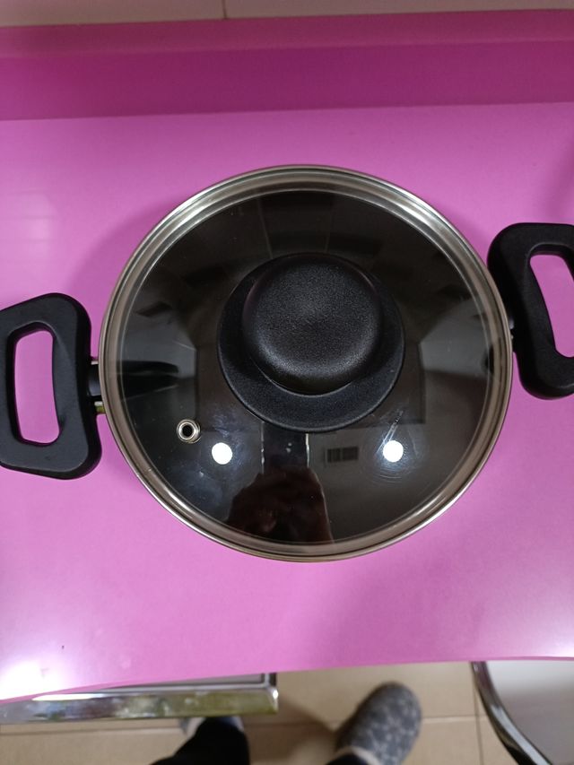Olla pequeña, no inducción