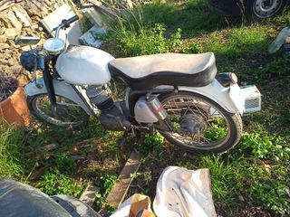 Lote de motos clásicas .