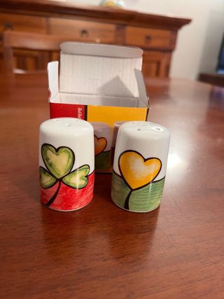 Sale e pepe barattoli