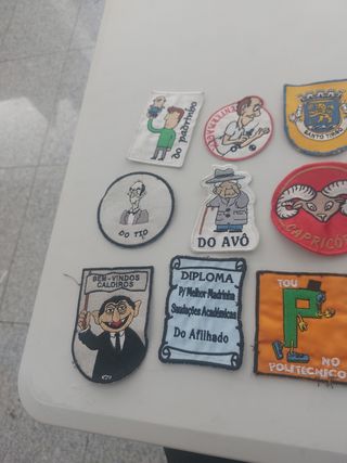 17 emblemas universidade