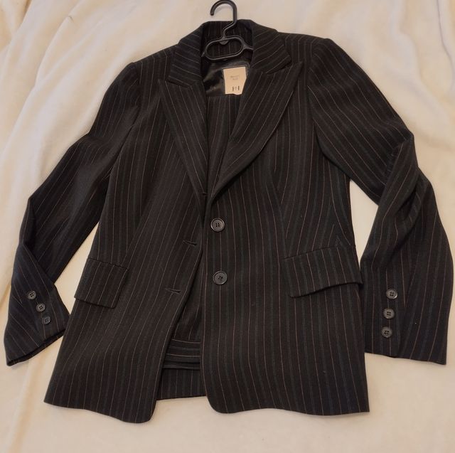 Traje raya diplomática Merry Hat