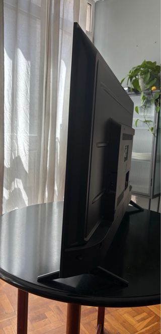 TV LG 43” 4K UHD Smart TV