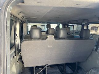 Renault Trafic 2.0dci 115cv LARGA
