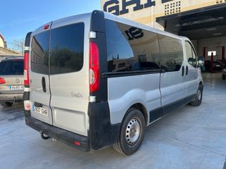 Renault Trafic 2.0dci 115cv LARGA