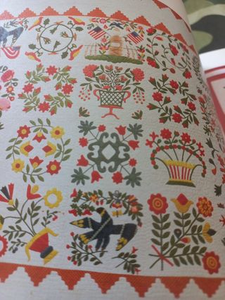 55 Famous Quilts from the Shelburne Museum in Full Color