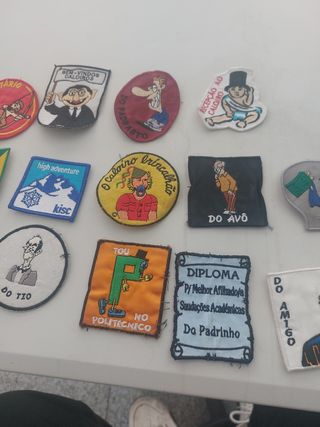 14 emblemas universidade