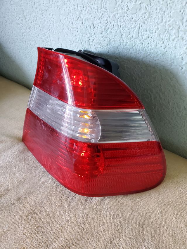 Faro BMW E46 Berlina 3