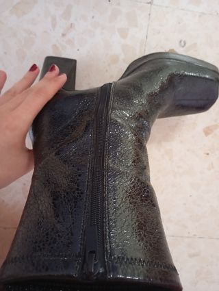 Botines negro cuero 