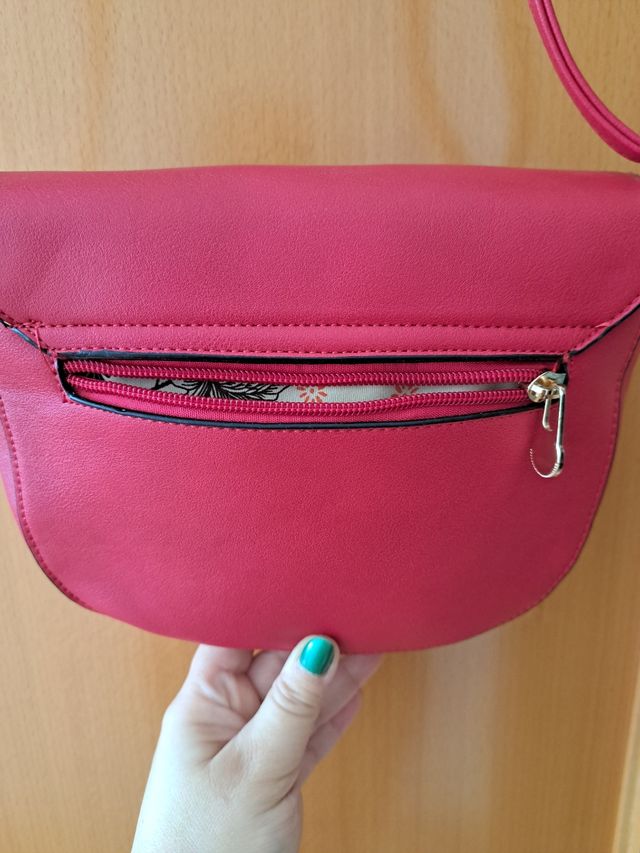 Bolso rojo shoulder cierre tipo sobre