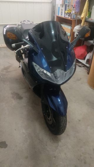 Triumph sprint GT 1050 ATENCIÓN NO ES NEGOCIABLE!!