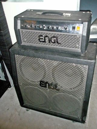Cabezal ENGL screamer 50 y pantalla 4x12