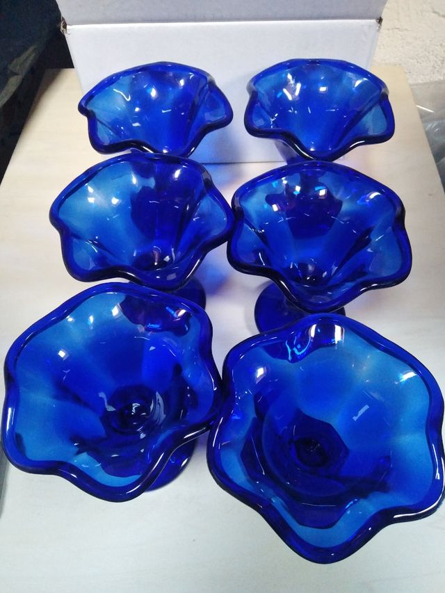 6 coppe gelato in vetro blu
