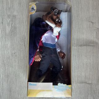 Muñeco clásico Bestia Disney Store.