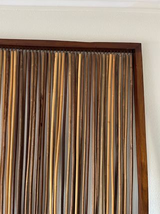 Biombo mueble balinés de 1950 madera varillas