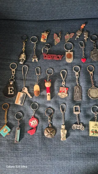 Mecheros,pins y llaveros