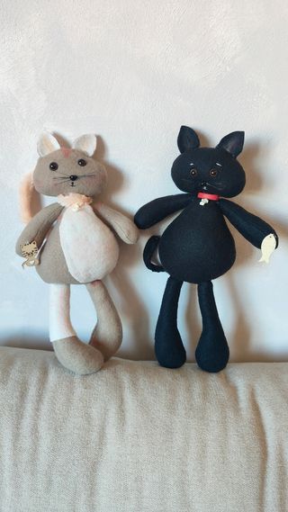 Gatos de peluche