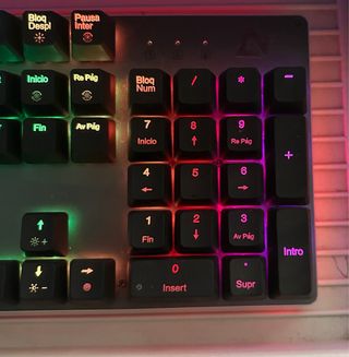 Aukey KMG12 Teclado Mecánico Gaming RGB Switch Red
