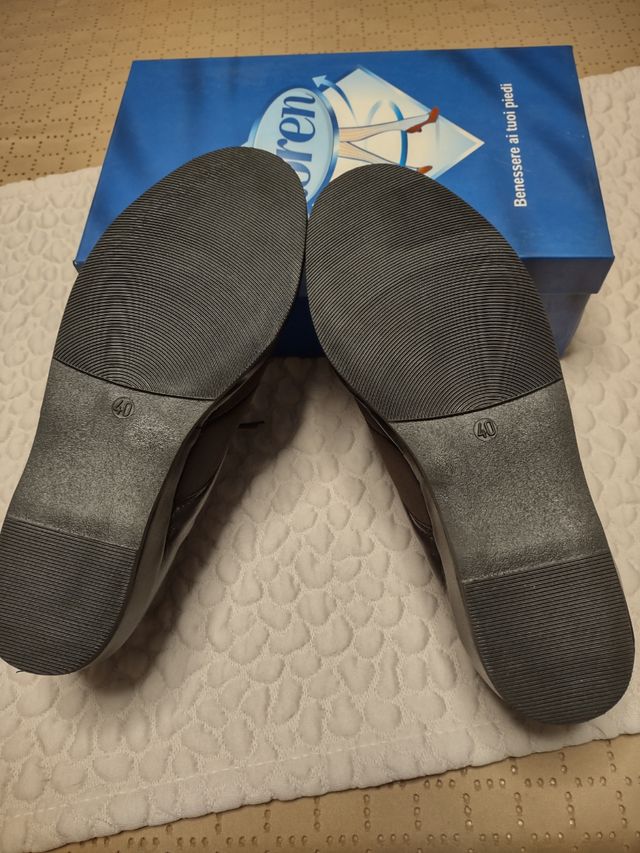 Scarpe pelle e lycra marrone