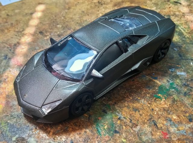 Lamborghini Reventón 1:43