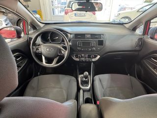 KIA RIO 2012  1.4 DIESEL 90 CV 