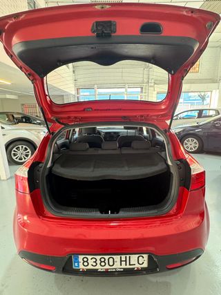 KIA RIO 2012  1.4 DIESEL 90 CV 