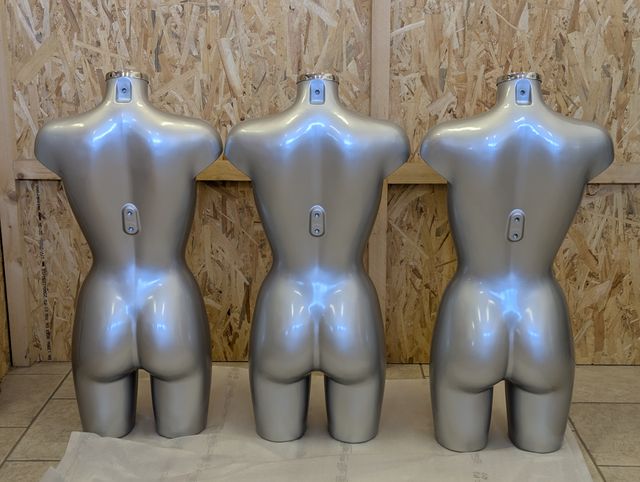 Manichini busti nuovi donna per abbigliamento