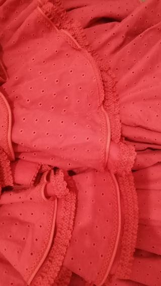 Traje de flamenca rojo perforado