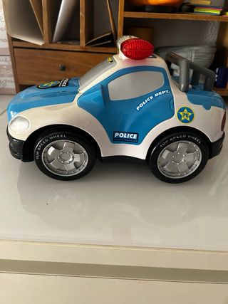 Coche patrulla teledirigido