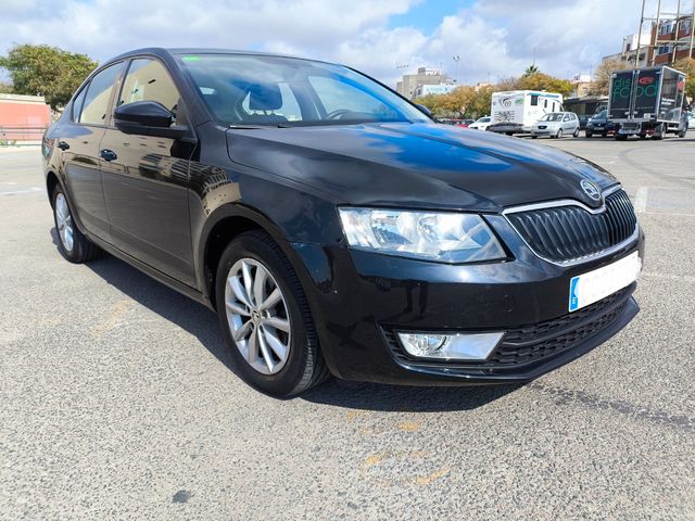 SKODA Octavia 1.6 TDI CR 105cv DSG CR Ambition