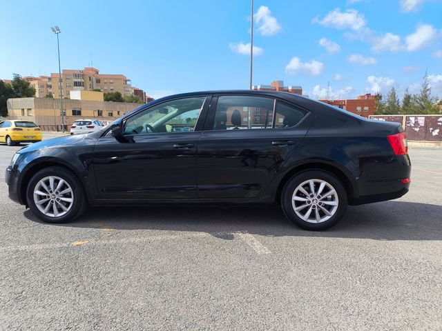 SKODA Octavia 1.6 TDI CR 105cv DSG CR Ambition