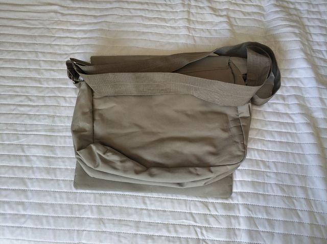 Bolso unisex Adolfo Domínguez 