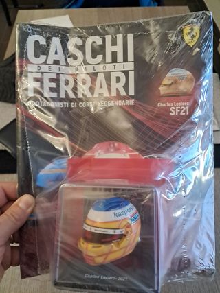 Caschi dei piloti ferrari