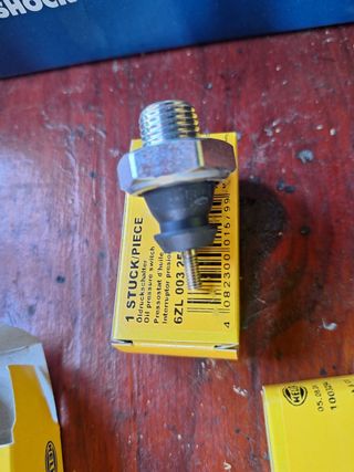 Interruptores Hella presión de aceite nuevos