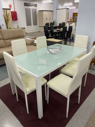 Nuevo Oferton!! Mesa blanco con 6 Sillas Poli Piel