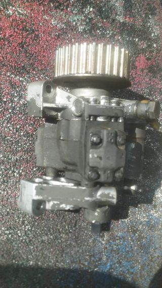 Bomba inyectora 1.5 dCi