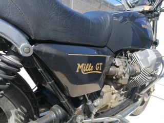 Moto clasica Motoguzzi Mille Gt