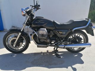 Moto clasica Motoguzzi Mille Gt