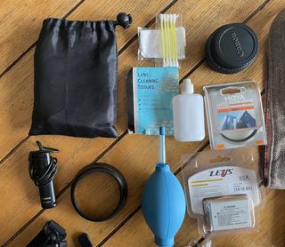 CÁMARA reflex canon EOS 550D y accesorios