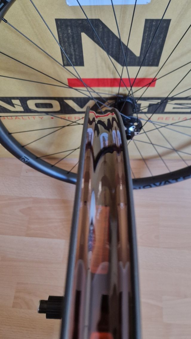 Novatec m30 Carbon 29"