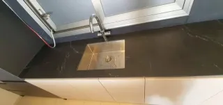 Encimeras de cocina porcelánico mármol granito etc